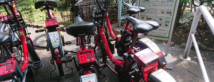 A2-05.Kandabashi Park - Tokyo Chiyoda City Bike Share is one of 🚲  千代田区コミュニティサイクル ちよくる.