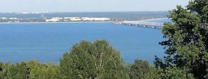 Volga River is one of 100 чудес России.