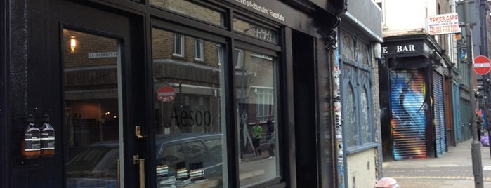 Aēsop is one of Hi, London!.