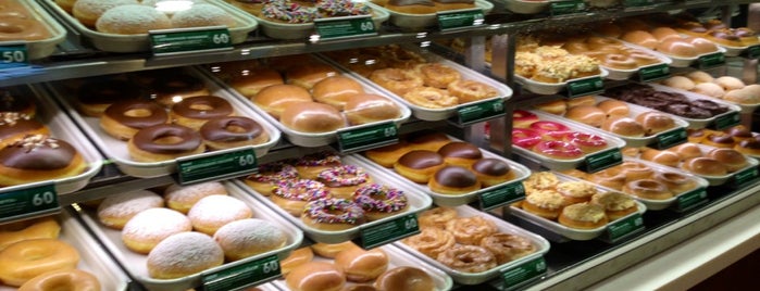 Krispy Kreme is one of Orte, die Katrin gefallen.
