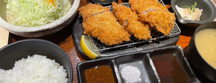 黒かつ亭 中央駅本店 is one of Favorite food.