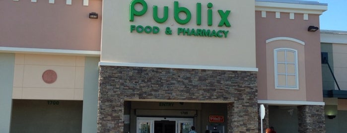 Publix Super Market at Westlake Commons is one of สถานที่ที่ Jacqueline ถูกใจ.
