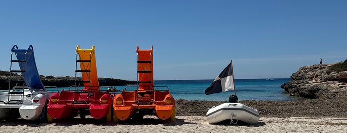 Playa Cala en Bosch is one of Menorca a fons.