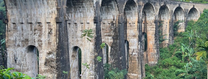Nine Arches Bridge is one of Christmas in Sri Lanka.