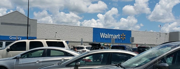 Walmart Supercenter is one of Must-visit Miscellaneous Shops in Albany.