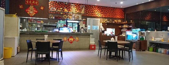 Uncle Leong Seafood is one of Meilissa’s Liked Places.