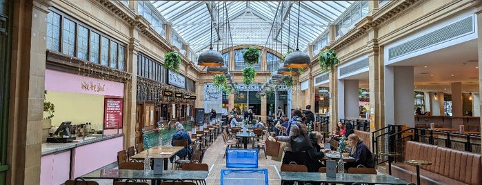 Market Hall Fulham is one of London 🇬🇧.