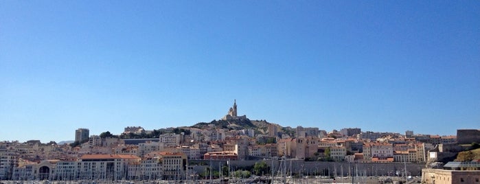 Vieux-Port de Marseille is one of Sites préférés.