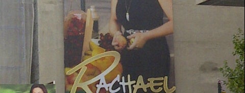 Rachael Ray Show is one of สถานที่ที่บันทึกไว้ของ Kimmie.