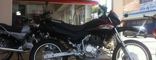 Honda Moto Diez Minatitlan is one of สถานที่ที่ Nono ถูกใจ.