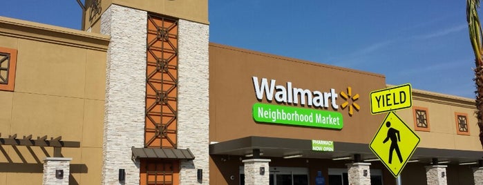 Walmart Neighborhood Market is one of Posti che sono piaciuti a Todd.