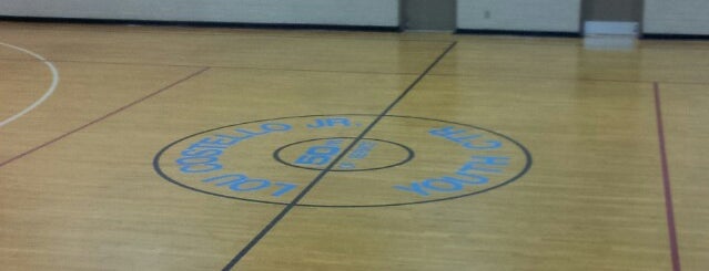 Lou Costello Jr. Recreation Center is one of Posti che sono piaciuti a Alberto J S.