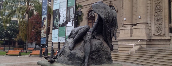 Museo Nacional de Bellas Artes is one of Lieux qui ont plu à Ronaldo.