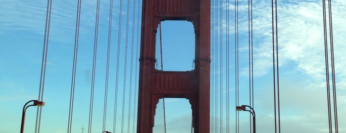 Golden Gate Bridge Toll Plaza is one of Lugares favoritos de Ronaldo.