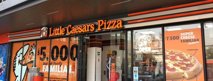 Little Caesars Pizza is one of locales De Providencia.