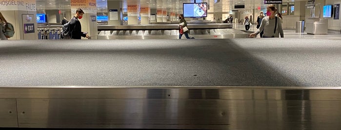 Baggage Claim E is one of Stella’s Liked Places.