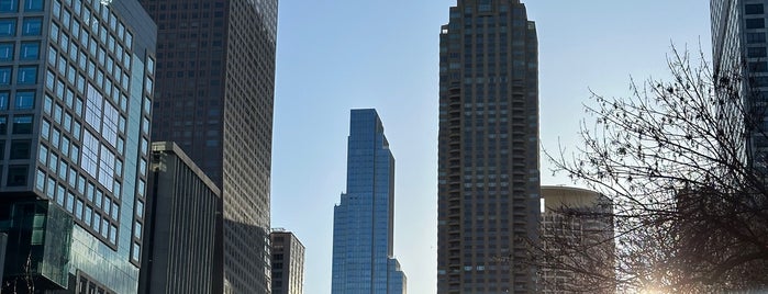 Lake Shore Park is one of chi.