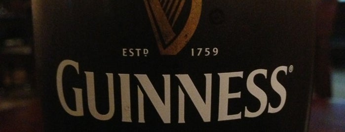 Mick O'Malley's Irish Pub is one of Tempat yang Disukai Michael.