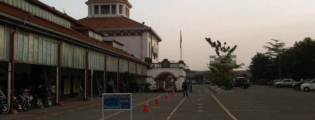 Stasiun Semarang Tawang is one of Train Station Java.
