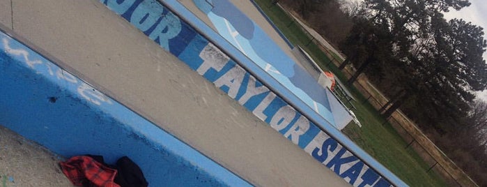 Lake Sullivan Sports Complex is one of Indiana Skatepark Tour.