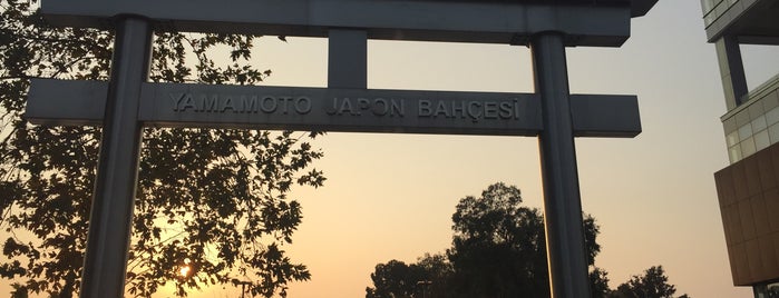 Yamamoto Japon Bahçesi is one of สถานที่ที่ Ato ถูกใจ.