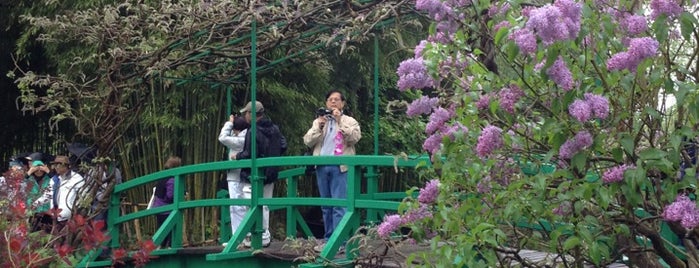 Jardins de Claude Monet is one of France.
