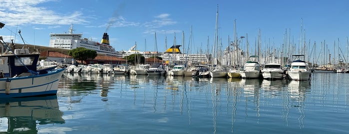 Port de Toulon is one of :-).