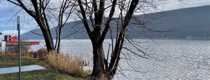 The Scenic Overlook is one of Guide to Naples's best spots.