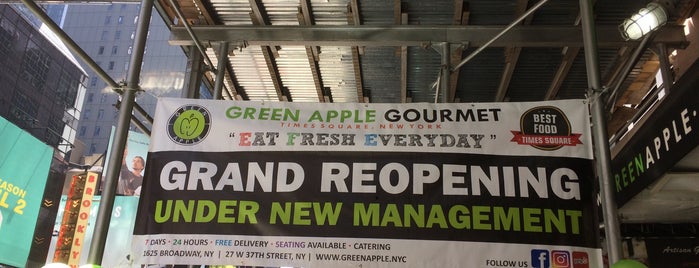Green Apple Gourmet Food is one of Midtown West Food I Eat.