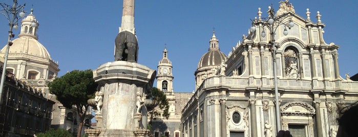 Caffè del Duomo is one of สถานที่ที่ Lu ถูกใจ.