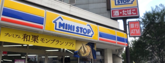 Ministop is one of コンビニ.