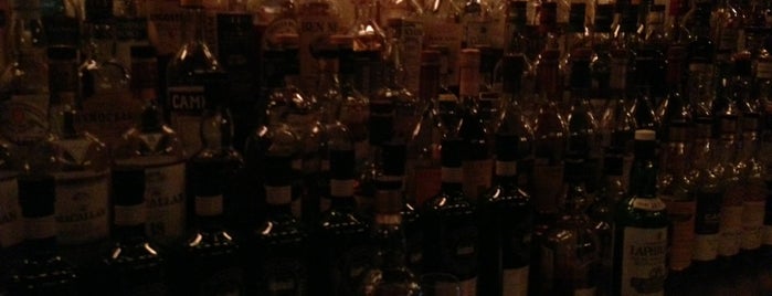 Whisky + Alement is one of melbourne bars.