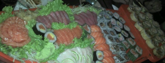 Sushi Bayano is one of Bares e Restaurantes.