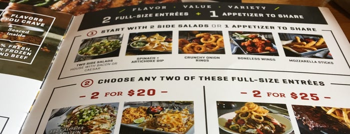 Applebee's Grill + Bar is one of Must-visit Food in Smithfield.