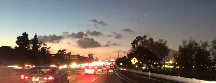 I-405 / Hawthorne Blvd. is one of Los Angeles area highways and crossings.