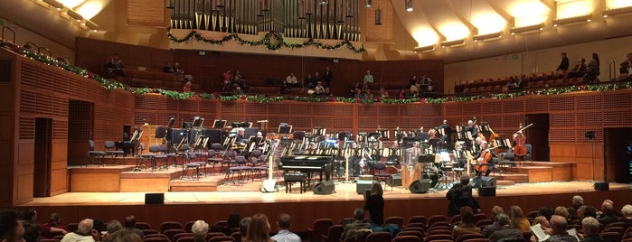 Louise M. Davies Symphony Hall is one of kumiさんのお気に入りスポット.