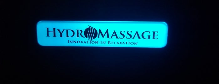 MassageLuXe is one of Posti che sono piaciuti a Gregory.