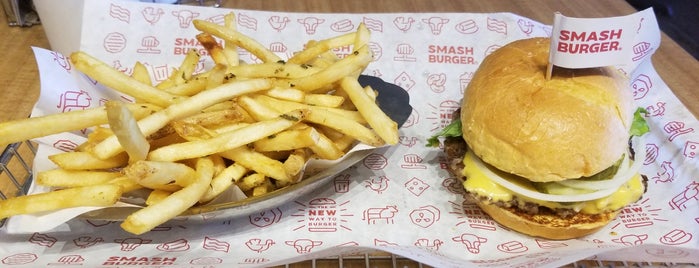 Smashburger is one of Tempat yang Disukai Justin.