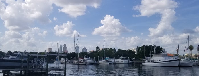 Marjorie Park Marina is one of Orte, die Tom gefallen.