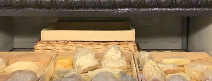 Cheese Room at Caprice is one of Hong Kong’s best cheese shops & restaurants.