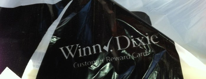 Winn-Dixie is one of Aristidesさんのお気に入りスポット.