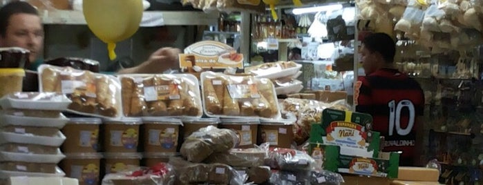 Mercado Central is one of Lugares favoritos de Janna.