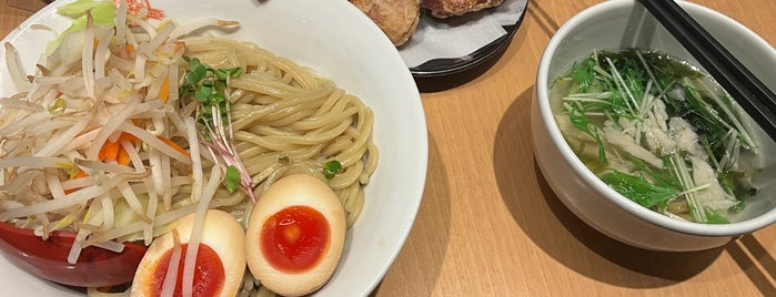 三田製麺所 梅田店 is one of ラーメンつけ麺.