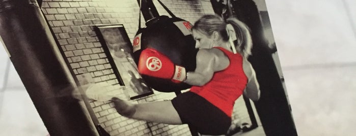 9Round Kickboxing - Arroyo is one of Posti che sono piaciuti a Yolanda.