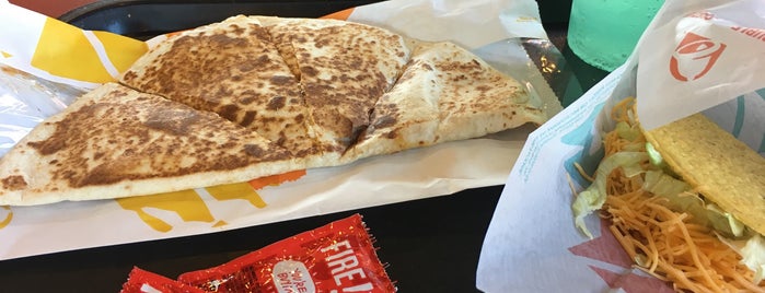 Taco Bell is one of My Places.