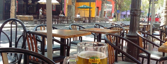 Cervecería Don Simón is one of สถานที่ที่ Evander ถูกใจ.