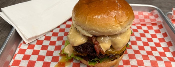 Gladiator Burger & Steak Inc. is one of Mississauga Eats.