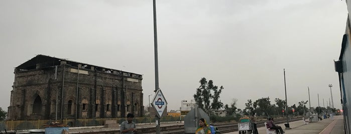 Bandikui Railway Station is one of India.