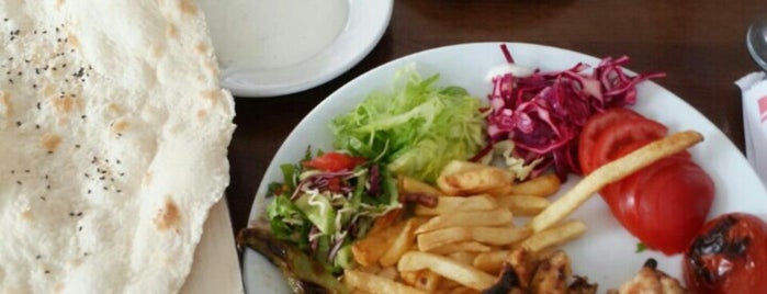 Sarısoy Restaurant is one of Posti che sono piaciuti a Özcan Emlak İnş 👍.