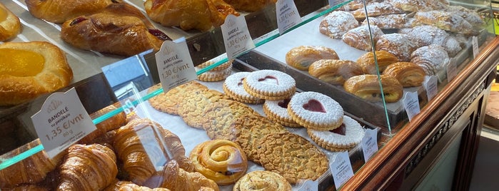Boulangerie Thierry is one of Ramūnasさんのお気に入りスポット.